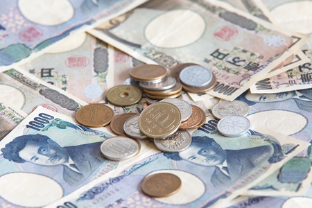 日本央行17年来首次加息长达8年的负利率时代结束