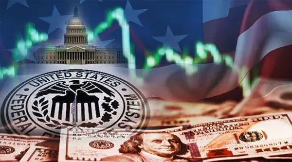 美联储政策信号分化：鲍威尔“缄口”避谈政策市场聚焦关键数据